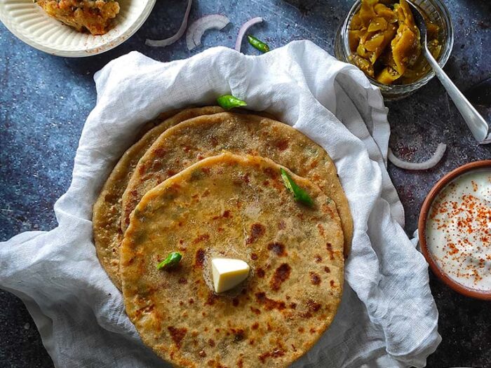 Crunchy Aloo Paratha Recipe